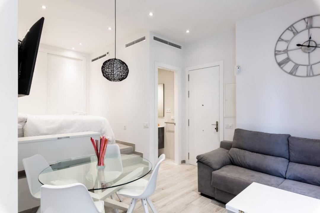 Minty Stay - Studio La Merced Malaga Zewnętrze zdjęcie